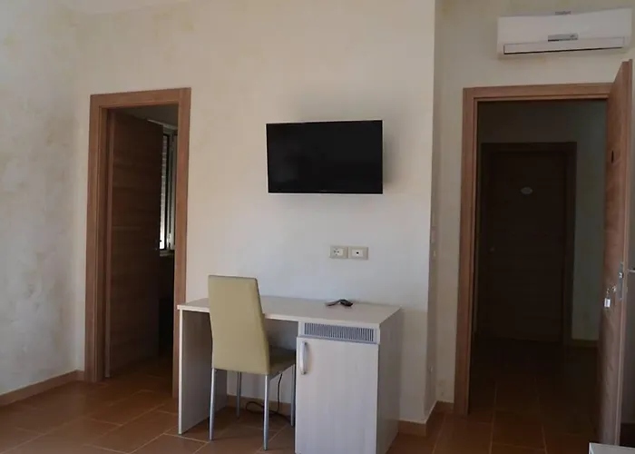 Hotel Mercurio Sul Mare - Fish Restaurant And Private Beach